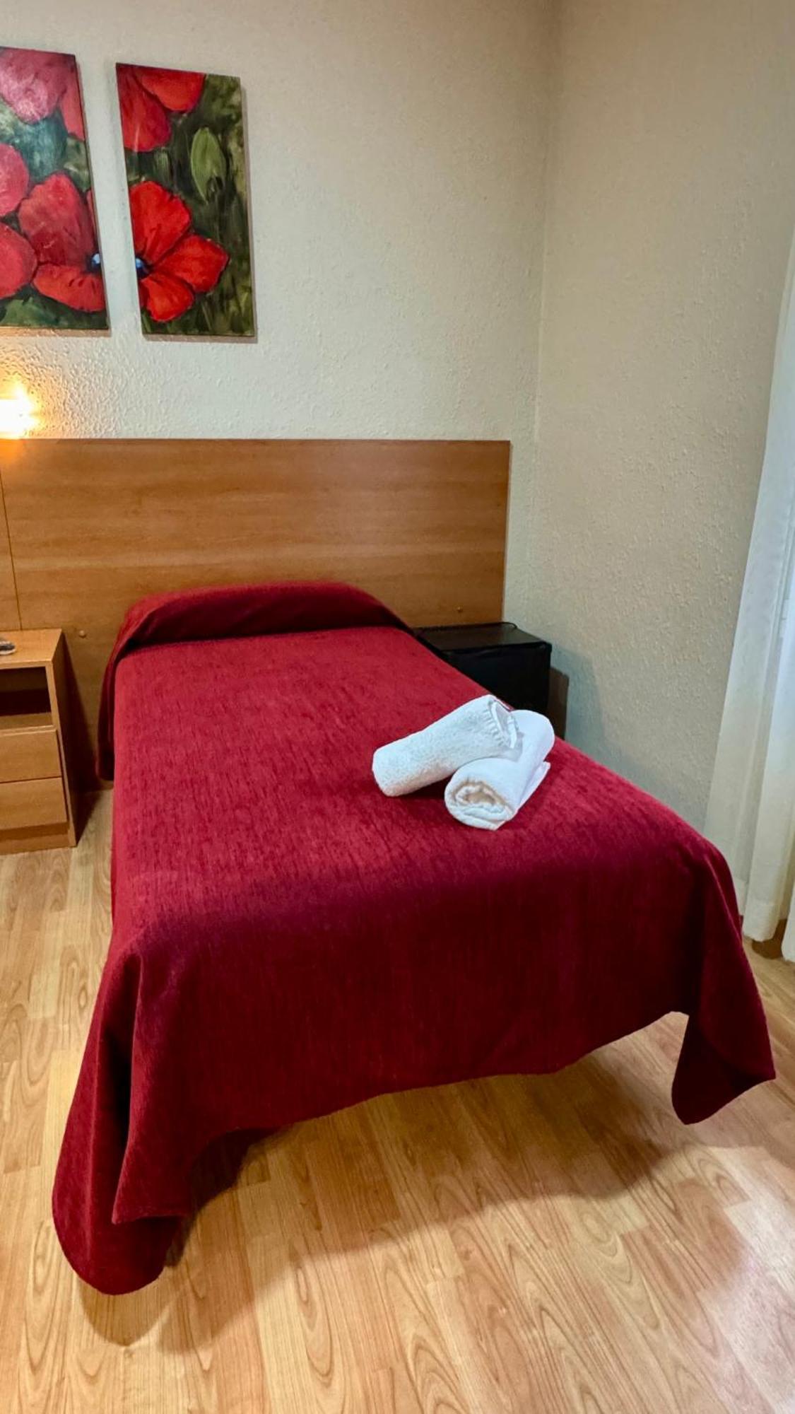 Pension Laforja Barcelone Extérieur photo
